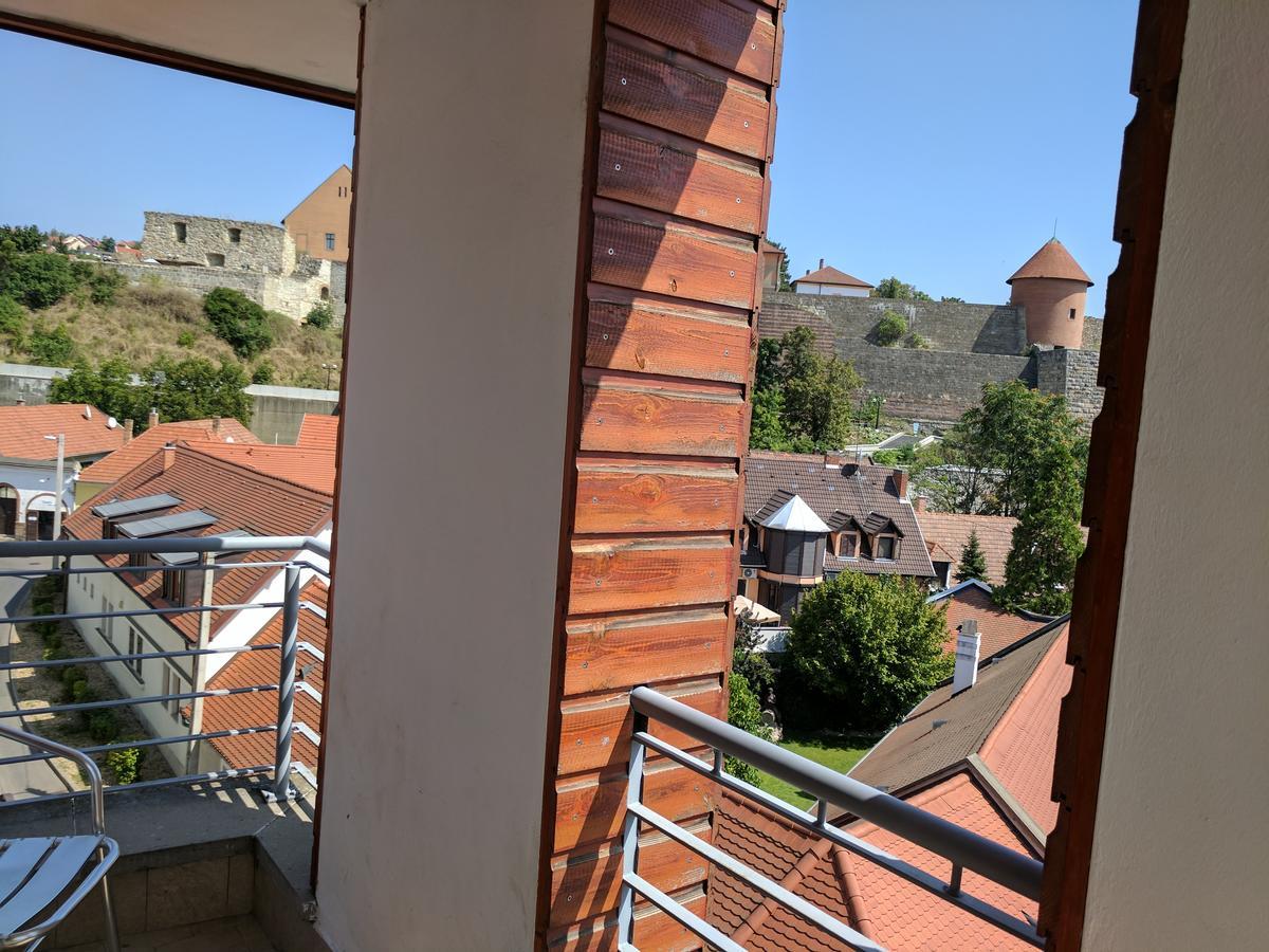 Minaret Apartman 埃格尔 外观 照片